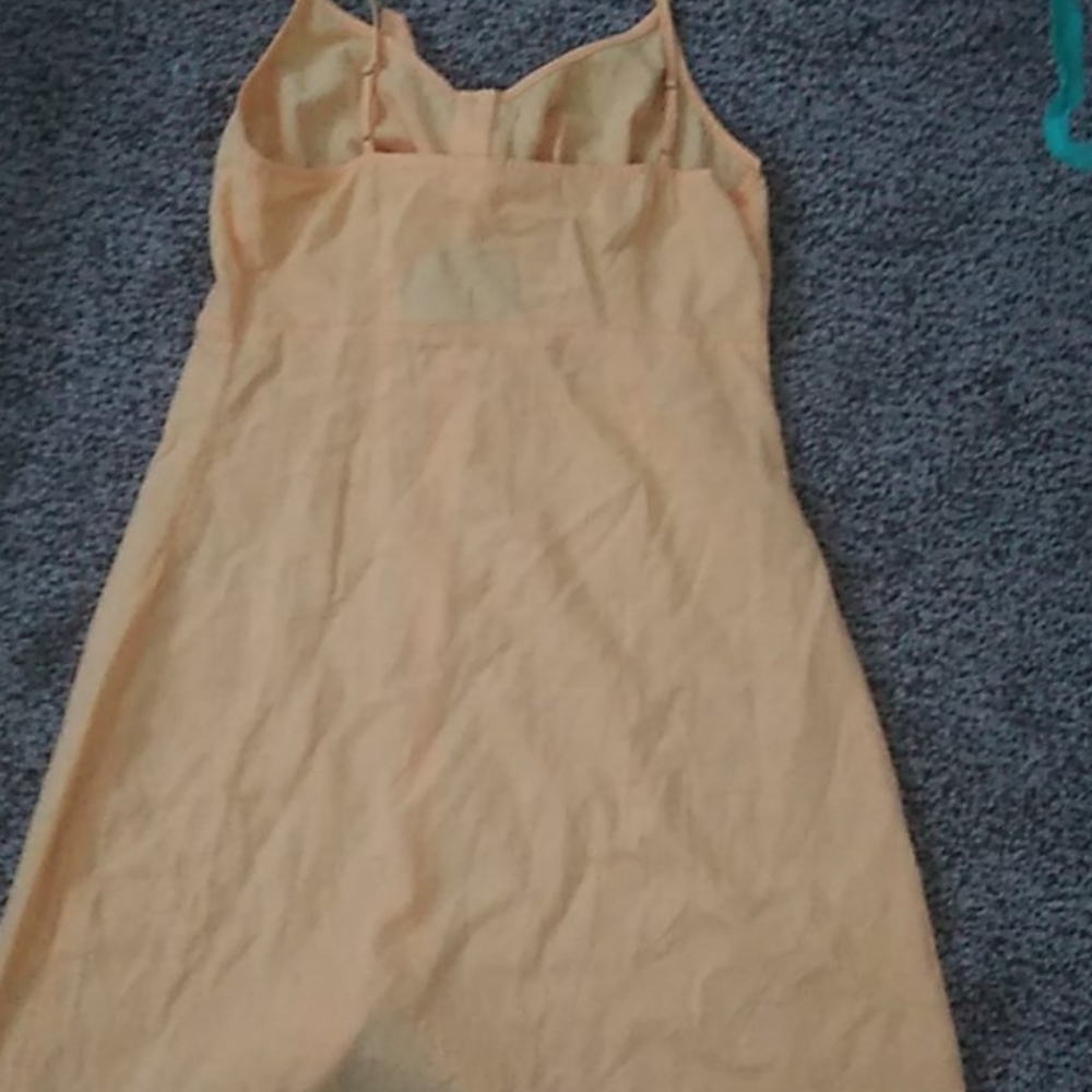 Dress - Picture 3 of 3